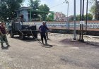 Antusias Sambut Jalan Baru, Satgas TMMD Gresik dan Warga Slempit Siapkan Pengaspalan Jalan Desa 